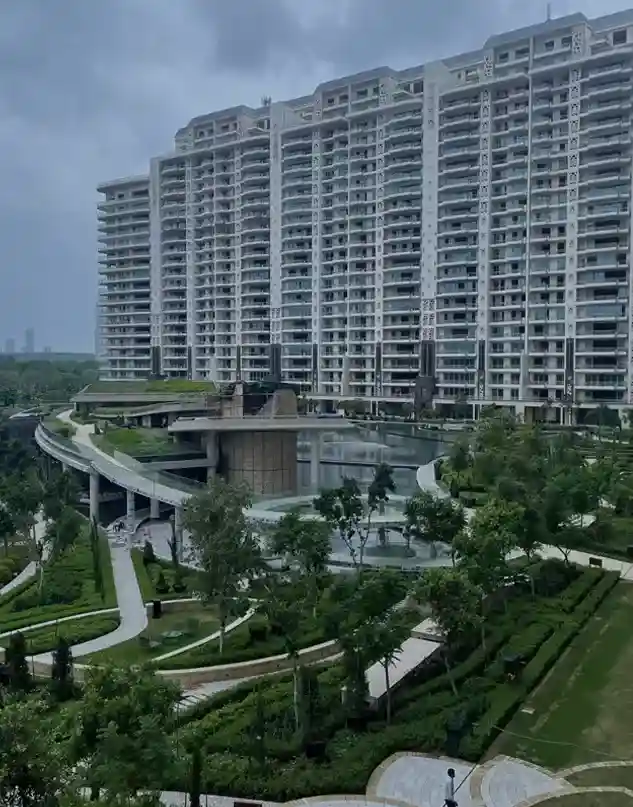 Customer-focused real estate company